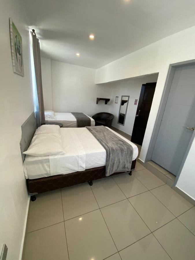 Micro Hotel Rio De Piedras ซานเปโดร ซูลา ภายนอก รูปภาพ