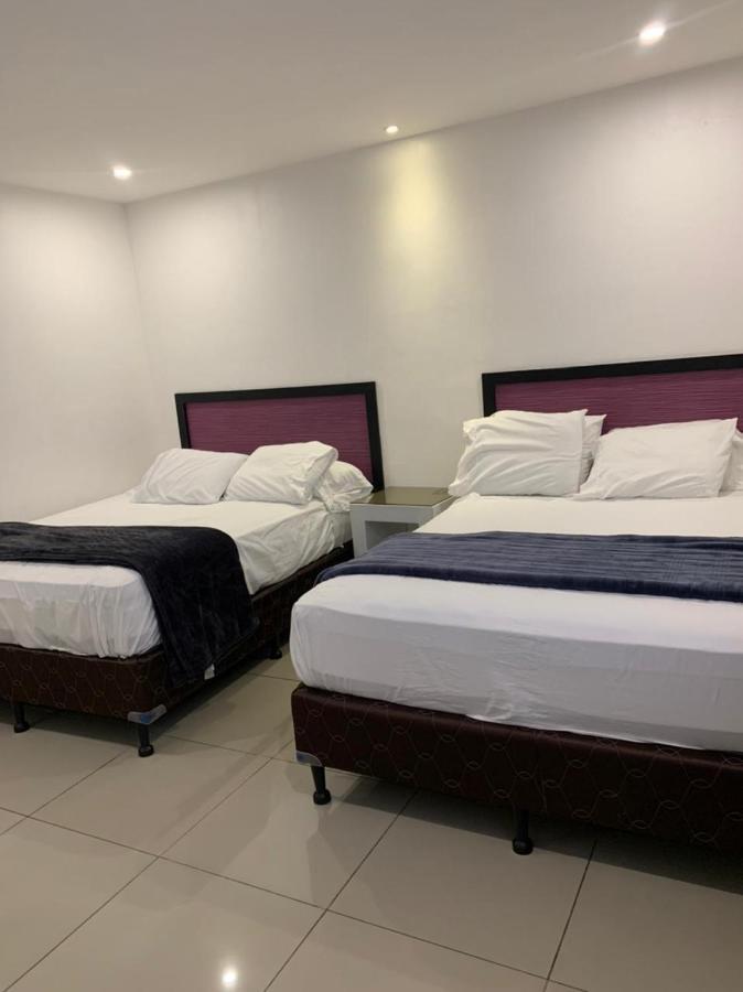 Micro Hotel Rio De Piedras ซานเปโดร ซูลา ภายนอก รูปภาพ