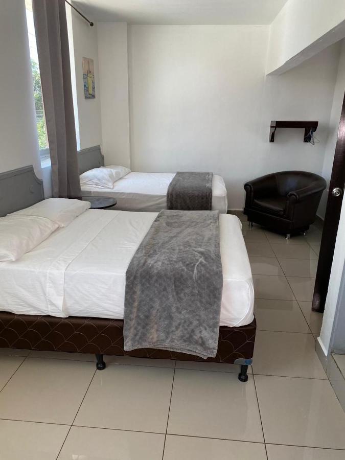 Micro Hotel Rio De Piedras ซานเปโดร ซูลา ภายนอก รูปภาพ
