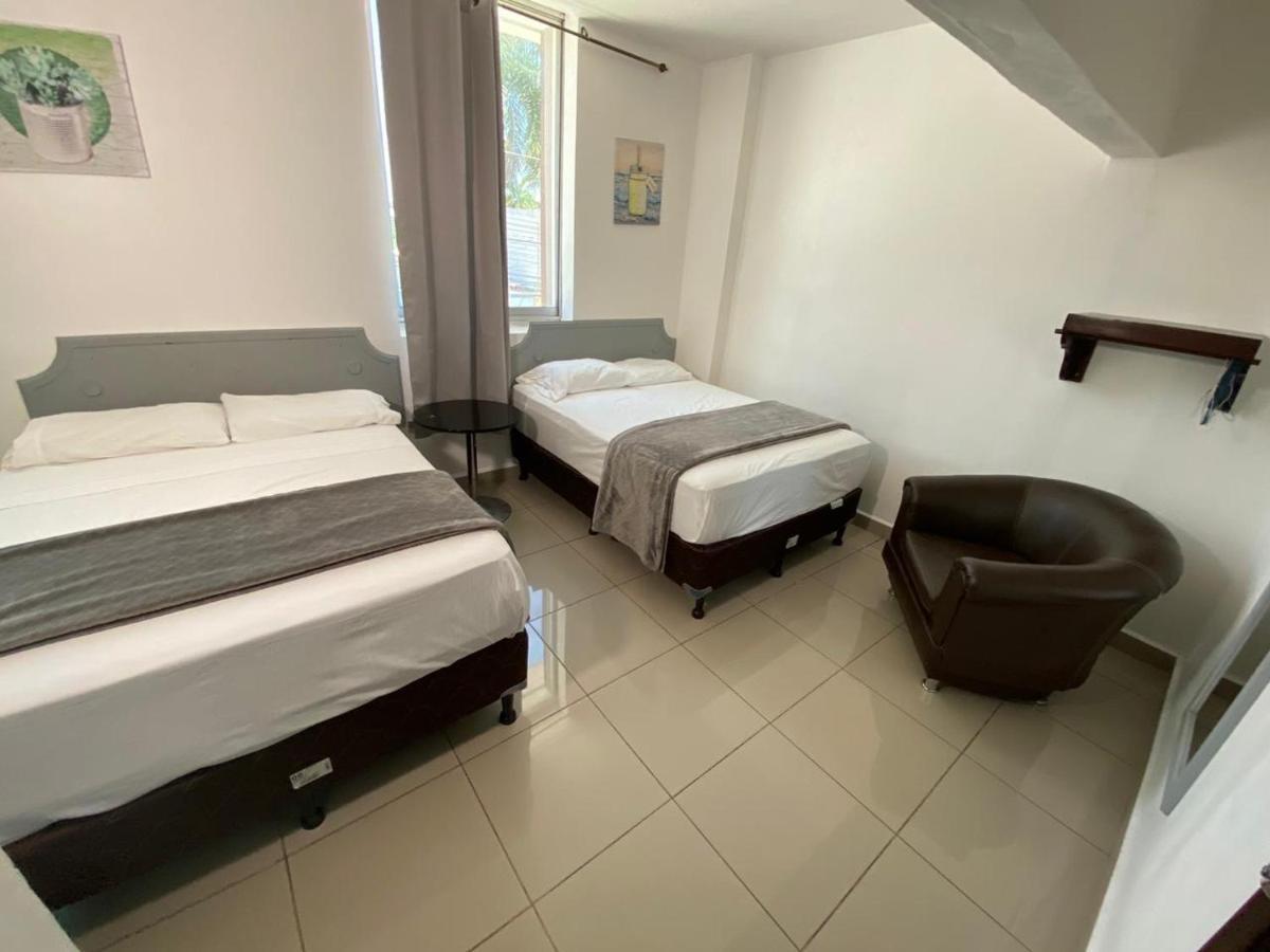 Micro Hotel Rio De Piedras ซานเปโดร ซูลา ภายนอก รูปภาพ