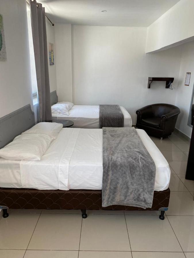 Micro Hotel Rio De Piedras ซานเปโดร ซูลา ภายนอก รูปภาพ