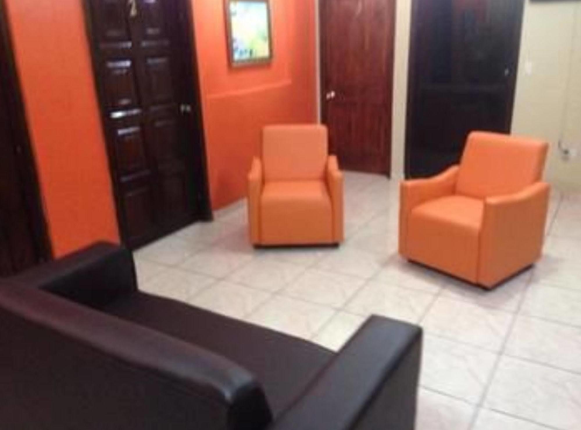 Micro Hotel Rio De Piedras ซานเปโดร ซูลา ภายนอก รูปภาพ