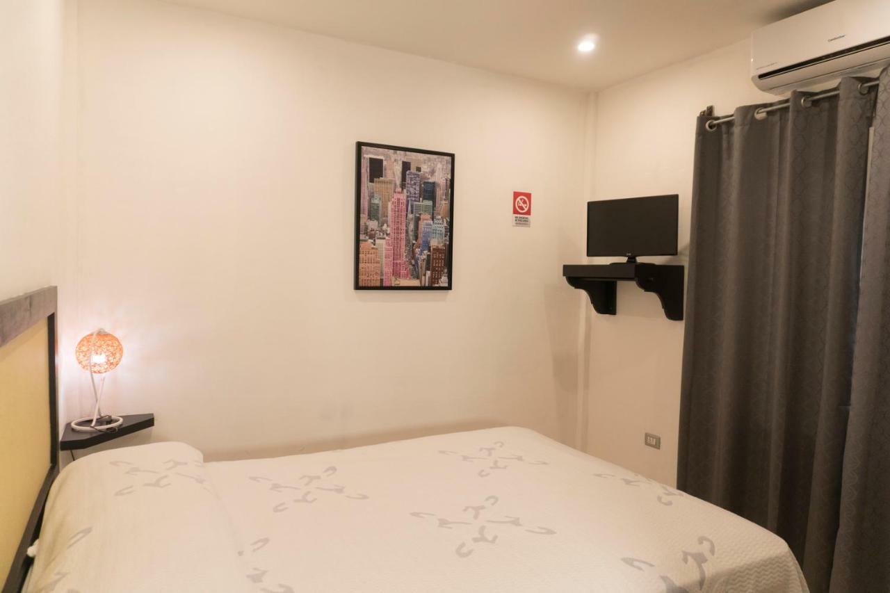 Micro Hotel Rio De Piedras ซานเปโดร ซูลา ภายนอก รูปภาพ